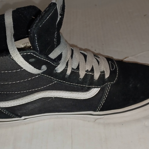 Adidas off the wall high-tops - Picture 4 of 10